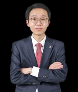 학교폭력전문변호사 변관훈