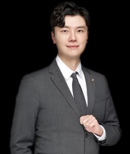 학교폭력전문변호사 최지훈