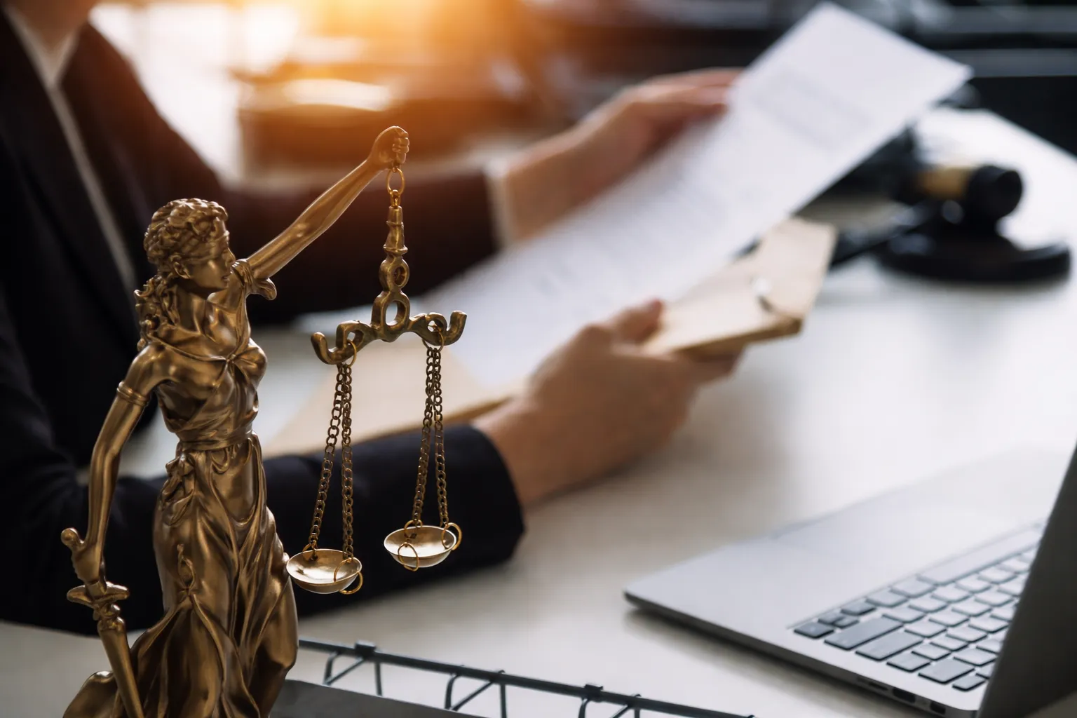 학교폭력소송 형사고소 소년재판 반복폭력 보호관찰